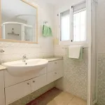 Dom wakacyjny House With Direct Access And Community Pool,